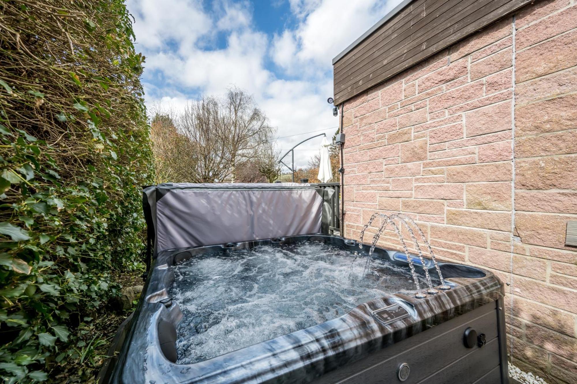 Gilmore House - 5 Bedroom Victorian Home With Hot Tub Blairgowrie and Rattray Exteriér fotografie